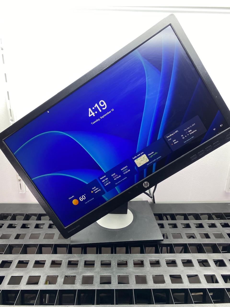 Monitor HP EliteDisplay E222 HSTND-8071-L 21.5" Full HD HDMI Giratorio