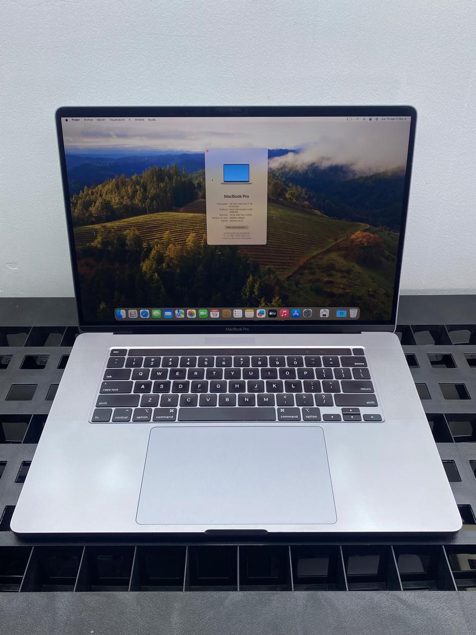 Laptop Apple MacBook Pro 2019 16" Core i7-9750H 16GB RAM 512GB SSD macOS Sonoma c/cargador