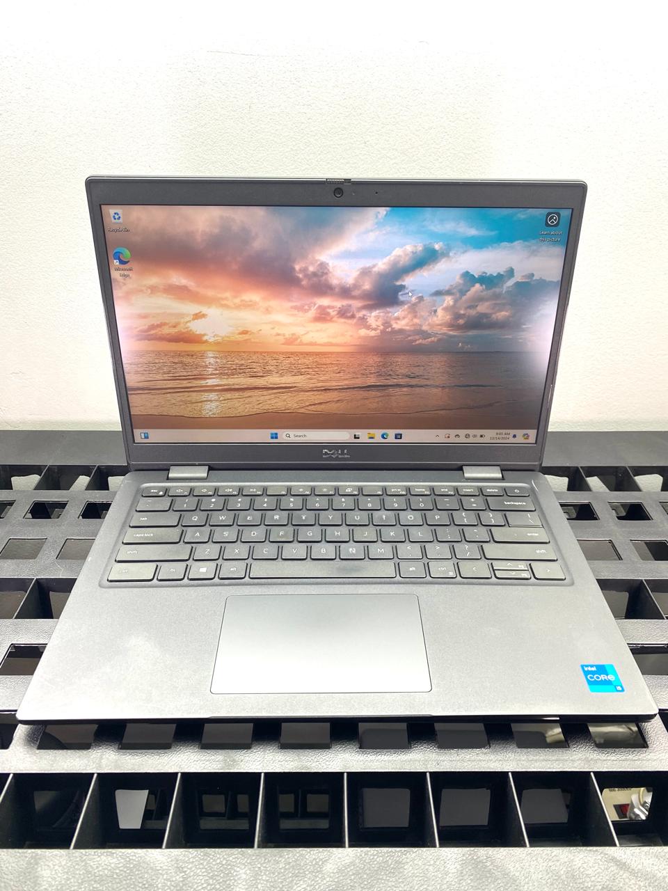 Laptop Dell Latitude 3420 14" Core i5-1135G7 16GB RAM 256GB NVMe SSD WINDOWS 11 PRO c/cargador