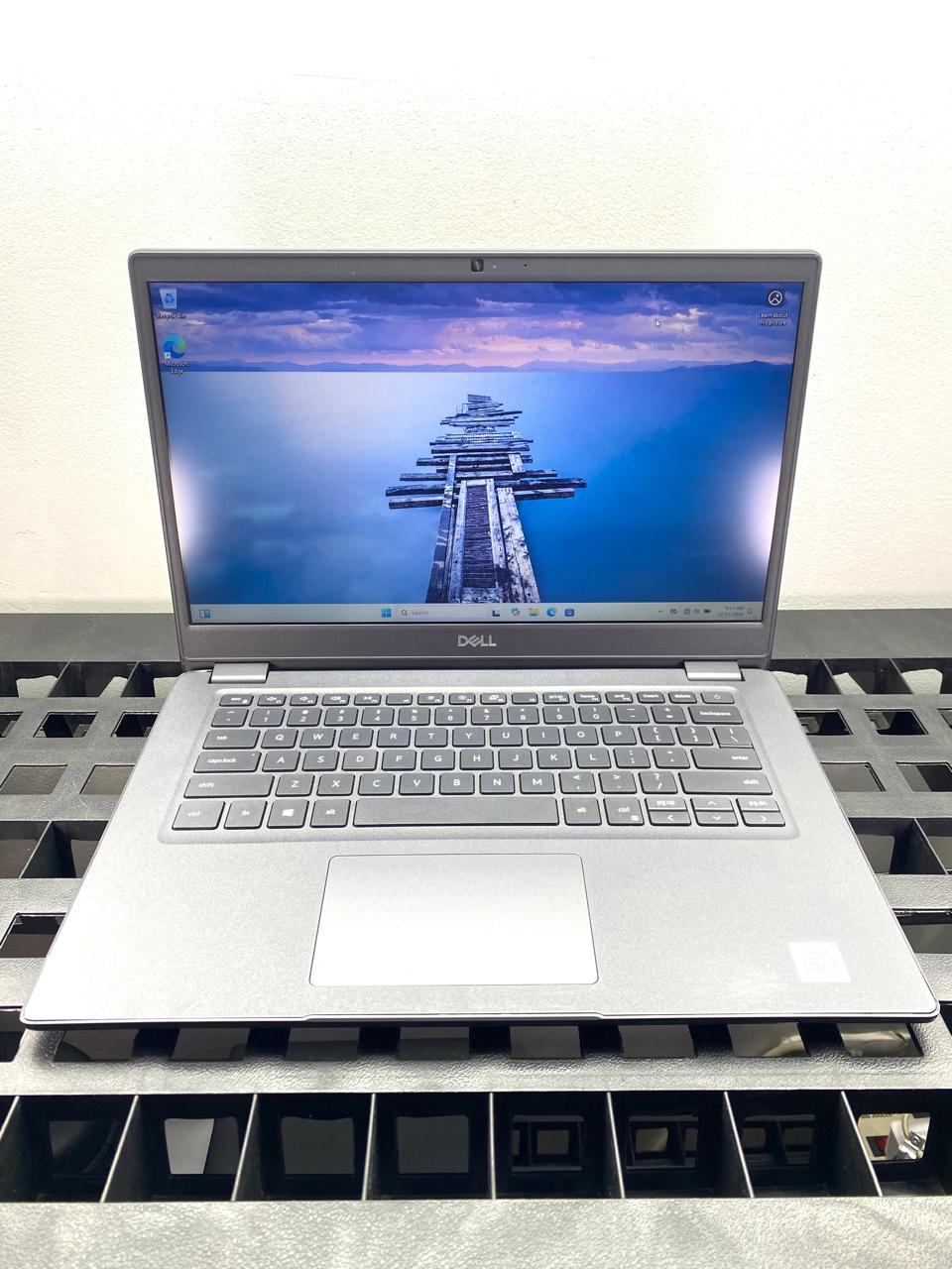 Laptop Dell Latitude 3410 14" Core i3-10110U 16GB RAM 256GB NVMe SSD + 500GB HDD WINDOWS 11 PRO c/cargador