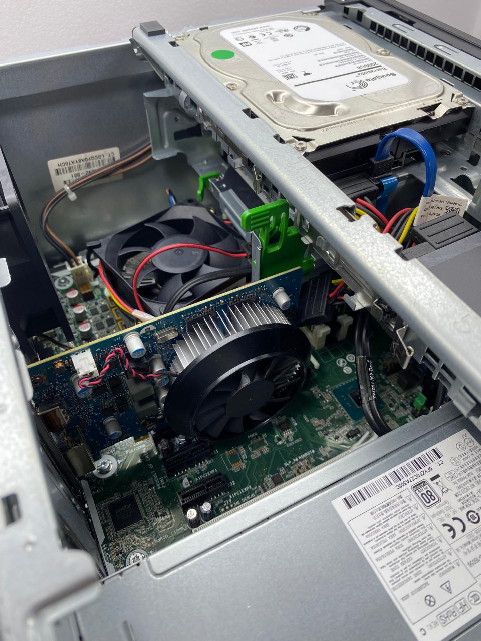 Desktop HP ProDesk 600 G3 MT Core i7-6700 32GB RAM DDR4 960GB SSD + 2TB HDD WINDOWS 11 PRO c/ adaptador