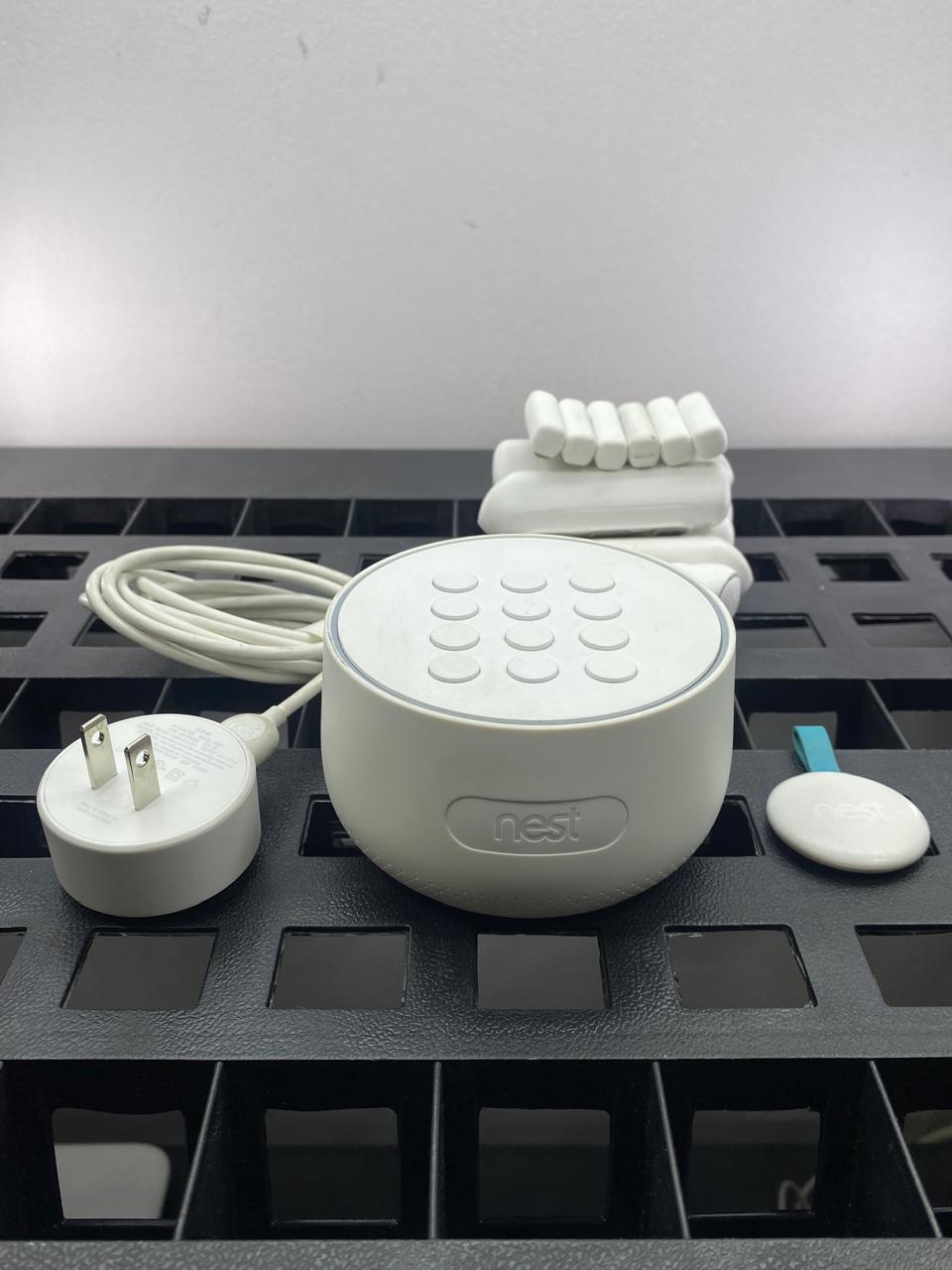 Sistema Seguridad Google Nest A0024 c/ 4 Sensores y 2 Llaves Digitales *Leer