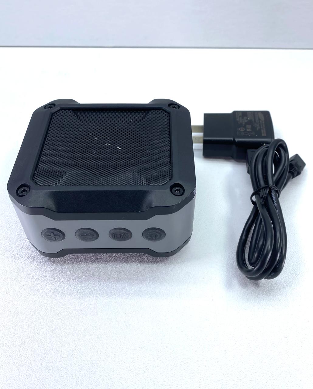 Parlante Bluetooth Magnético Pequeño BT081 c/ cargador