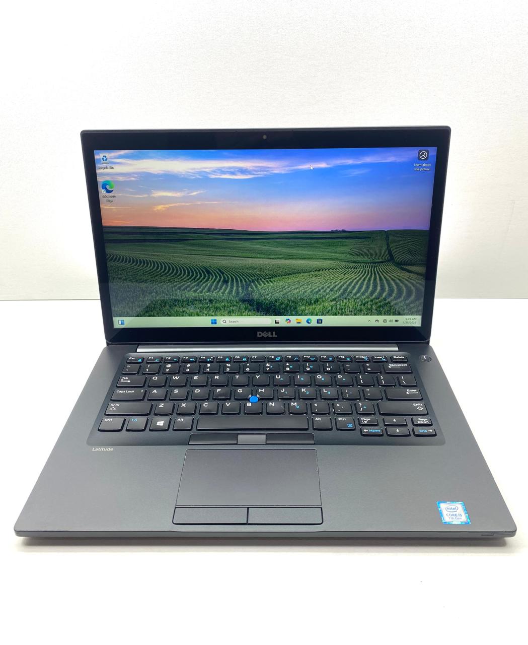 Laptop Dell Latitude 7480 14" 1920x1080 (FHD) Táctil Core i5-7200U 16GB RAM DDR4 256GB M.2 SSD WINDOWS 11 PRO c/ cargador