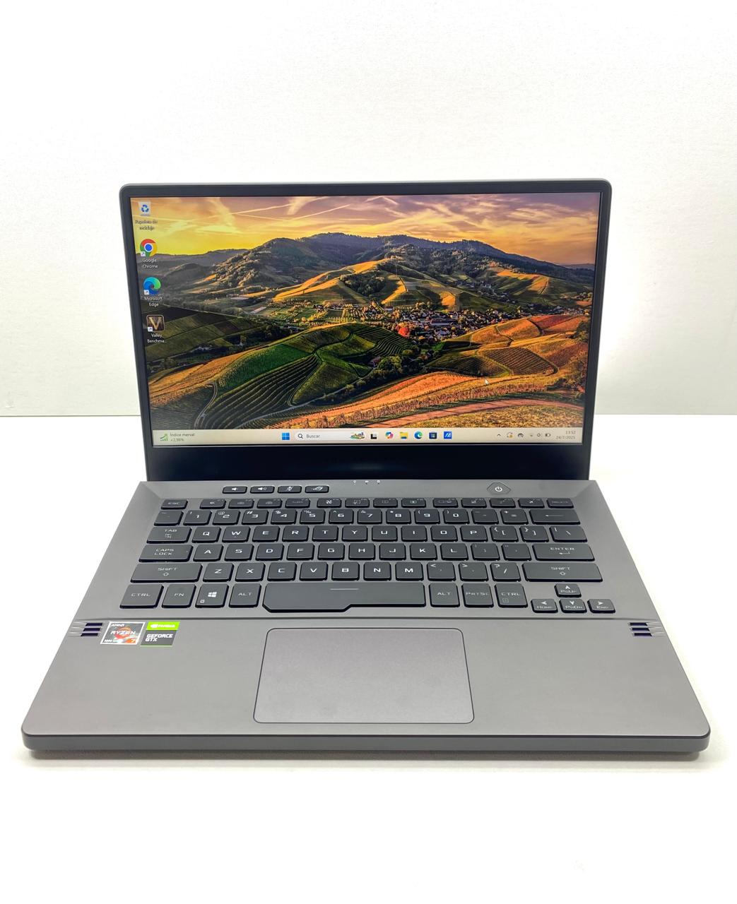 Laptop ASUS ROG Zephyrus G14 14" R7 5800HS 16GB 512GB SSD GTX1650 WIN11 PRO c/ cargador (Para reparar o partes)