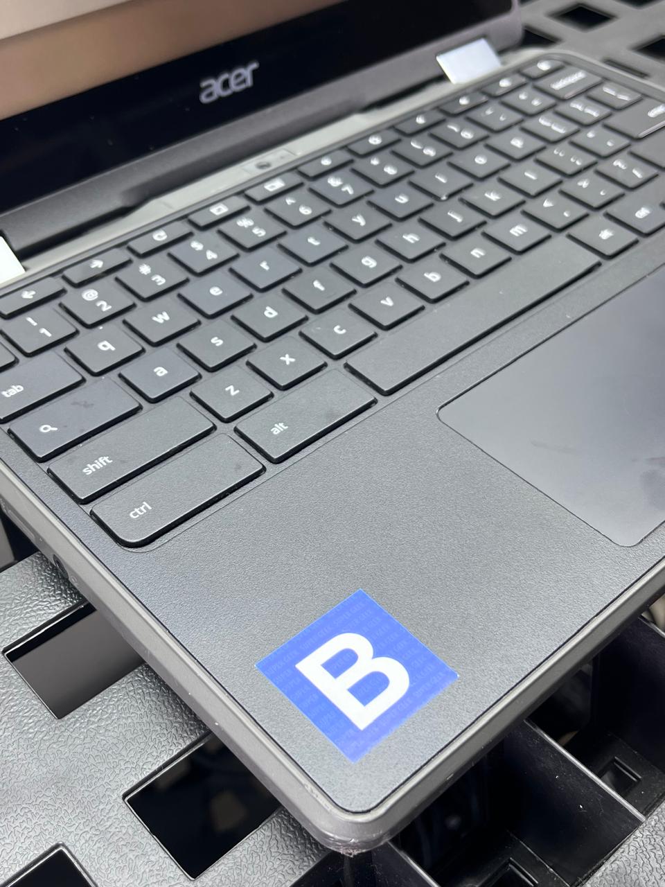 Laptop Acer Chromebook N16Q14 11.6" Celeron N3060 4GB RAM 16GB eMMC Chrome OS c/cargador genérico