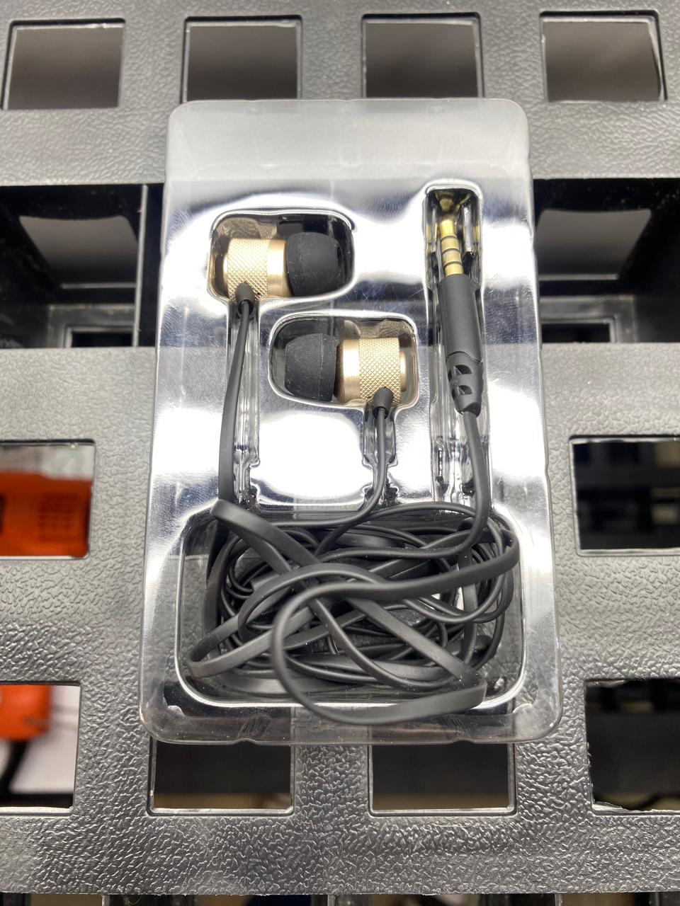 Audífonos ATIVA Metal Earbuds