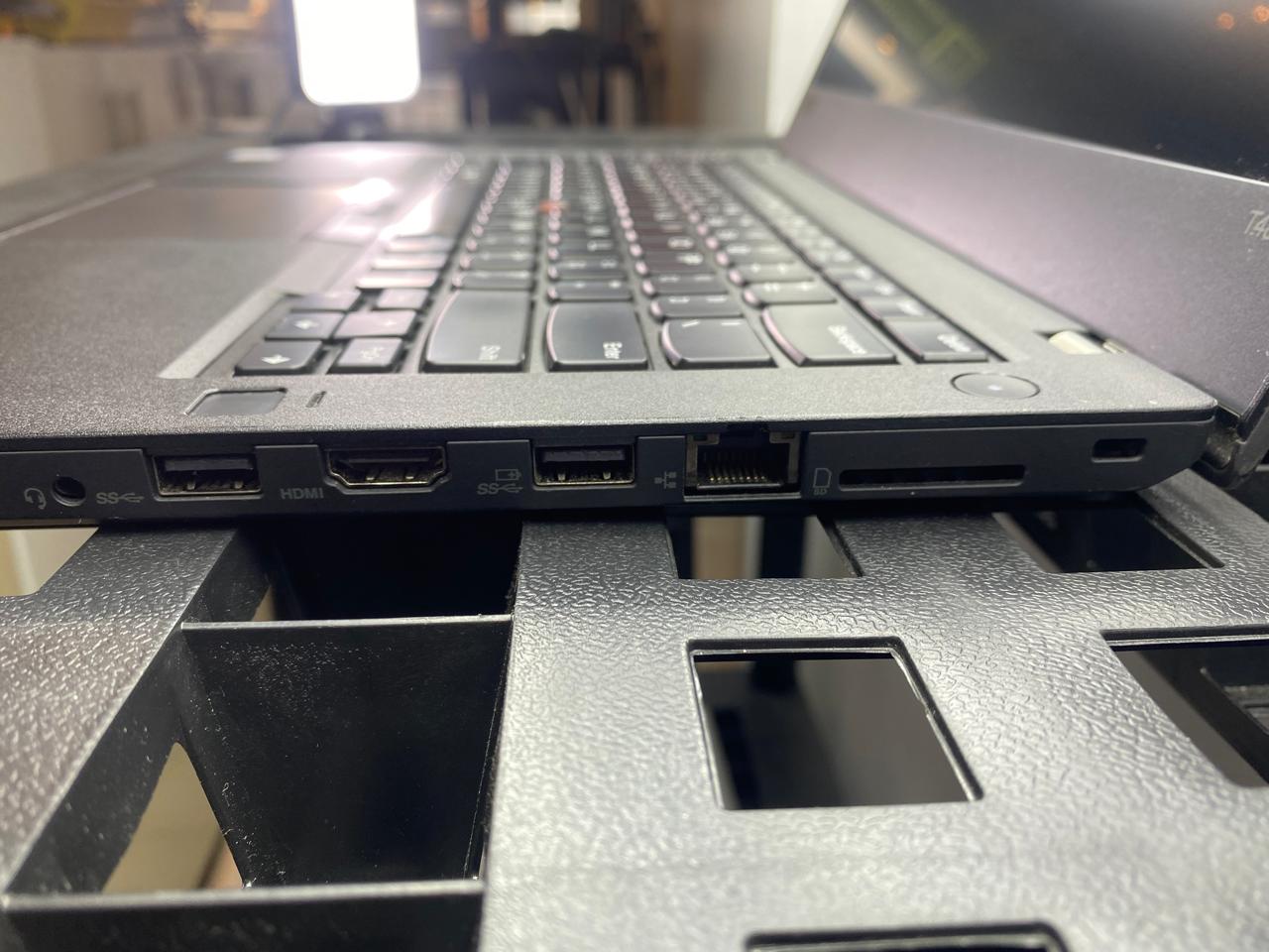 Laptop Lenovo ThinkPad T480 14" Core i5-8350U 16GB RAM 256GB M.2 SSD WINDOWS 11 PRO c/cargador