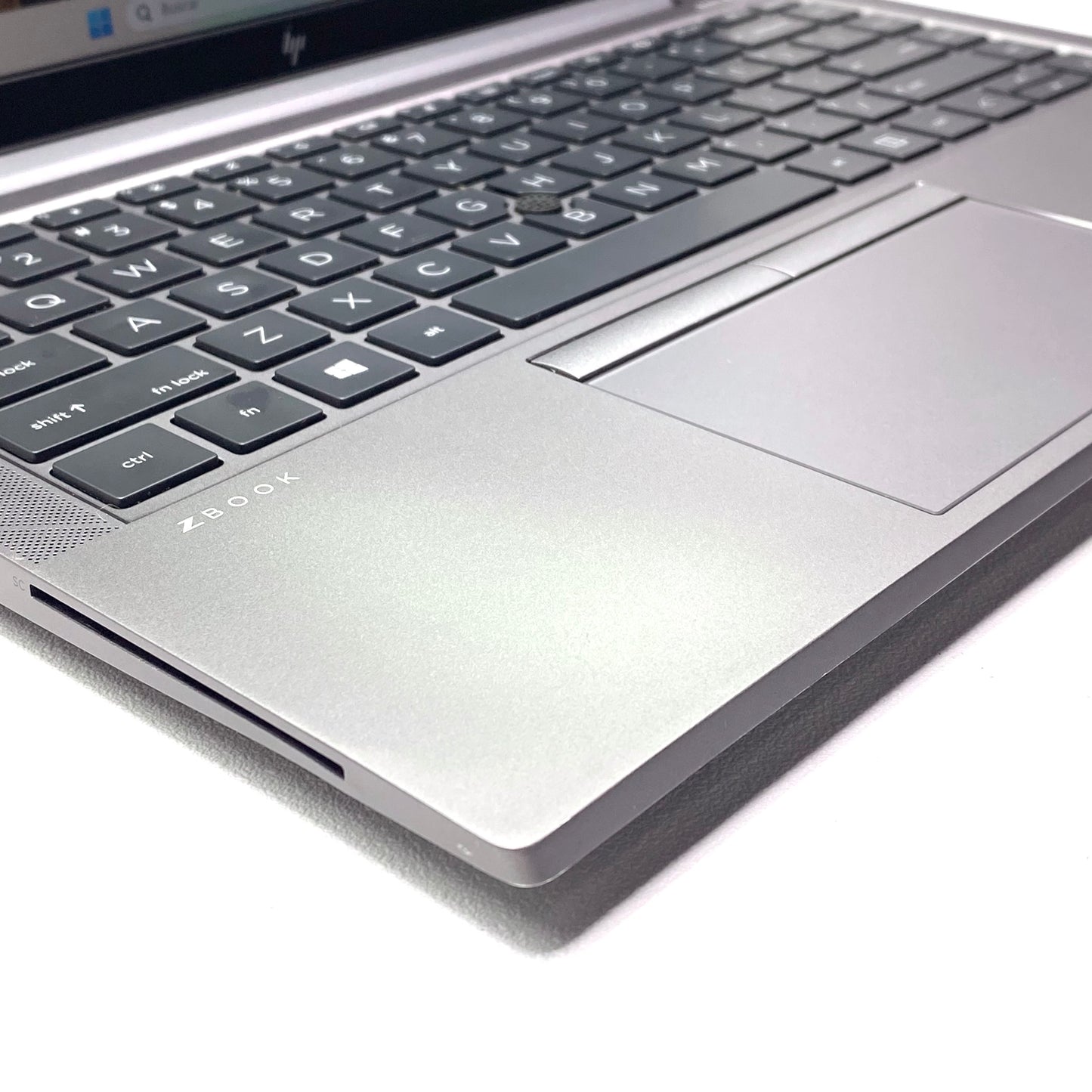 Laptop HP ZBook Firefly G8 14" FHD i7-1185G7 32GB RAM 256GB SSD WINDOWS 11 PRO c/ cargador