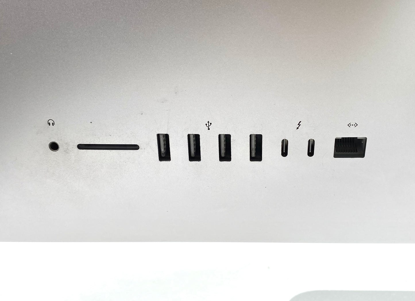 Apple iMac 2017 A1418 21.5" 1920x1080 (FHD) Core i5-7360U 16GB RAM DDR4 256GB SSD macOS VENTURA c/ adaptador