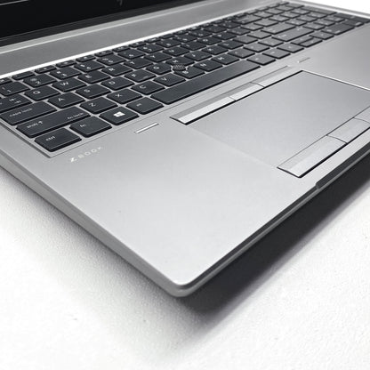 Laptop HP ZBook 15 G5 15.6" Core i7-8750H 250GB 32GB P2000 4GB c/ Cargador