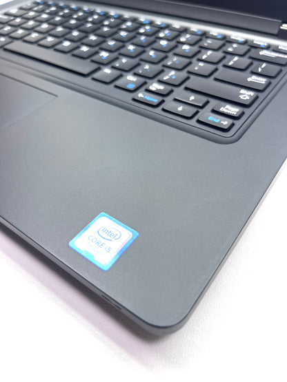 Laptop Dell Latitude 5490 14" 1366x768 (HD) Core i5-7300U 16GB RAM DDR4 128GB NVMe SSD WINDOWS 11 PRO c/ cargador