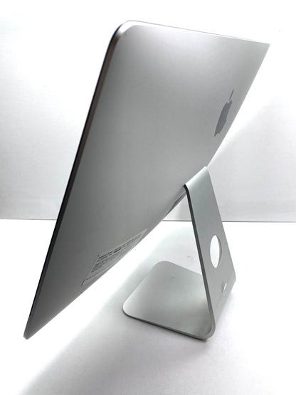 Apple iMac Retina 4K 21.5" 2019 21.5" 4096x2160 (4K) Core i3-8100 16GB RAM DDR4 256GB SSD macOS Sequoia c/ adaptador