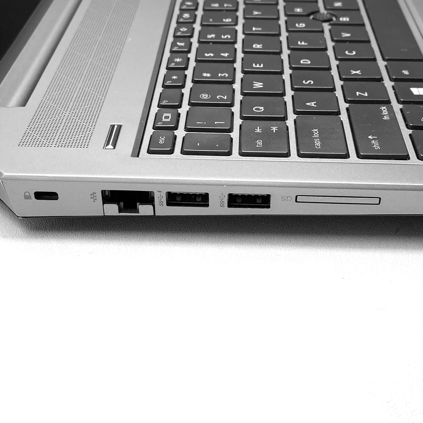 Laptop HP ZBook 15 G6 15.6" FHD i7-9750H 32GB 512GB SSD Quadro T2000 W11 Pro c/ cargador
