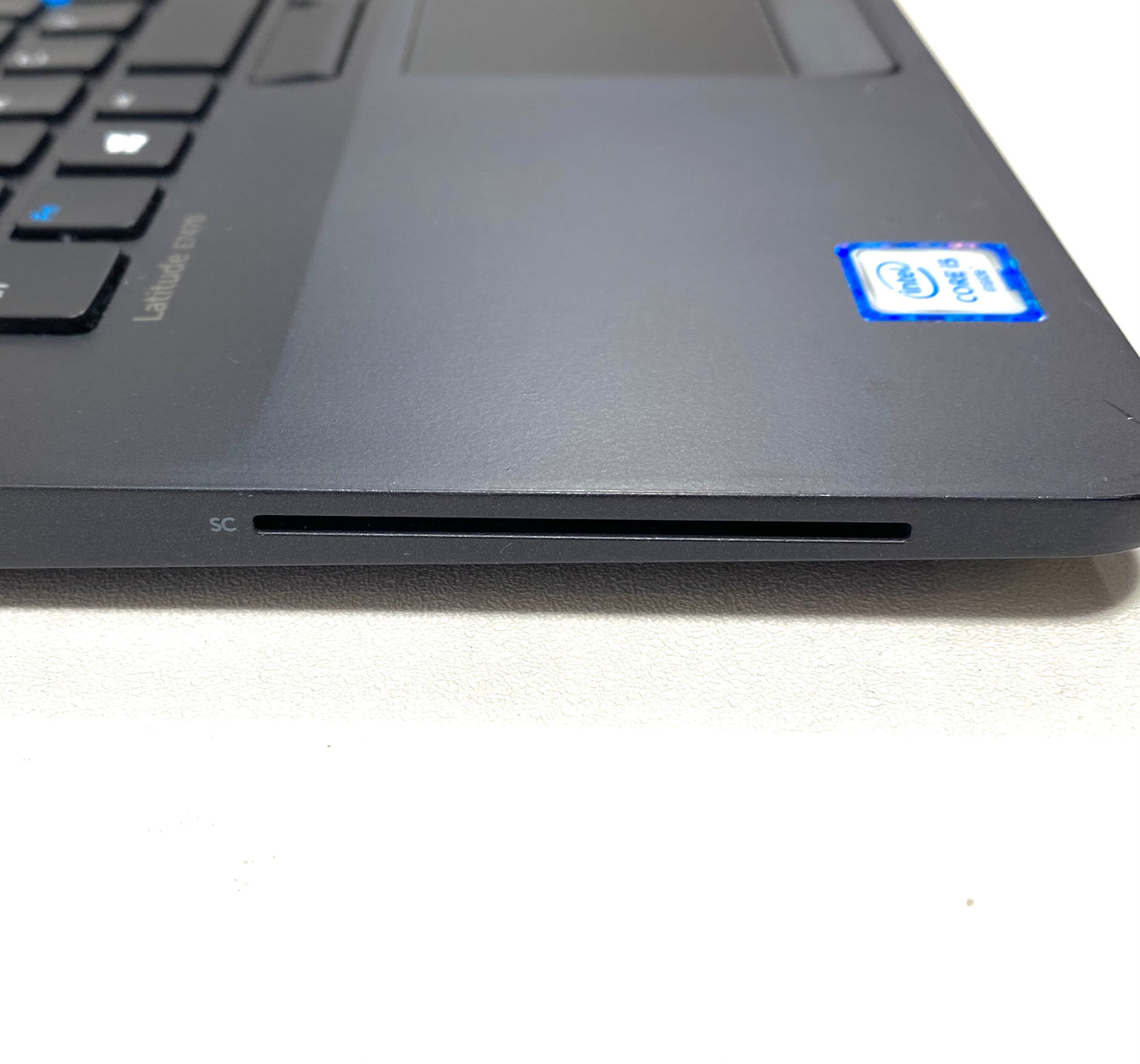 Laptop Dell Latitude E7470 14" 1920x1080 (FHD) Core i5-6300U 16GB RAM DDR4 256GB M.2 SSD WINDOWS 11 PRO c/ cargador