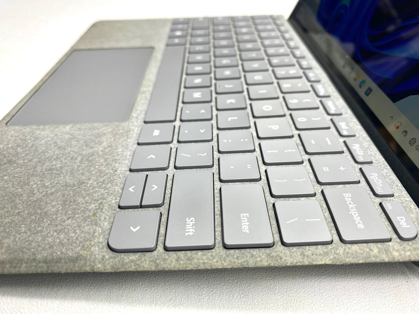 Tablet Microsoft Surface Go 10" Intel Pentium 4415Y 8GB RAM 128GB SSD WIN 11 c/ cargador