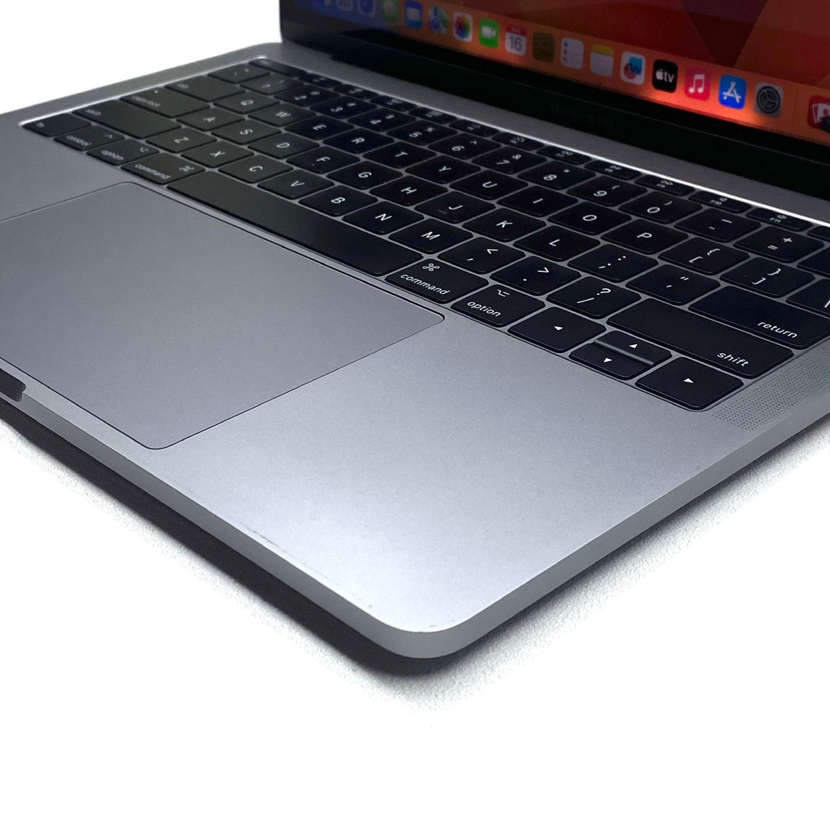 Laptop Apple MacBook Pro 2017 A1708 13.3" Retina 2.5K Core i5-7360U 8GB RAM 256GB SSD macOS VENTURA c/ cargador