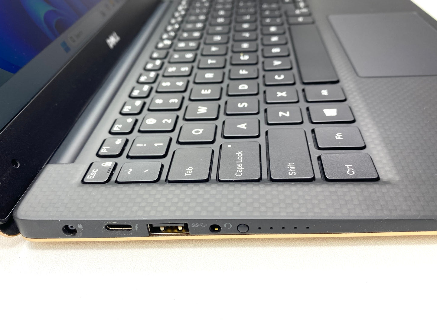 Laptop Dell XPS 13 9360 13.3" 1920x1080 (FHD) Core i5-7200U 8GB RAM LPDDR3 256GB M.2 SSD WINDOWS 11 PRO c/ cargador