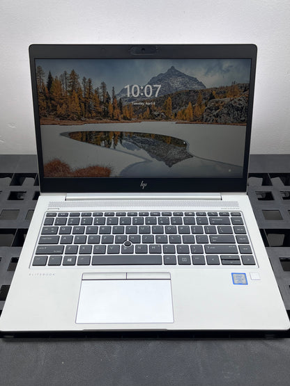HP EliteBook 840 G5 14" 1920x1080 (FHD) Core i5-8350U 16GB RAM DDR4 256GB M.2 SSD WINDOWS 11 PRO