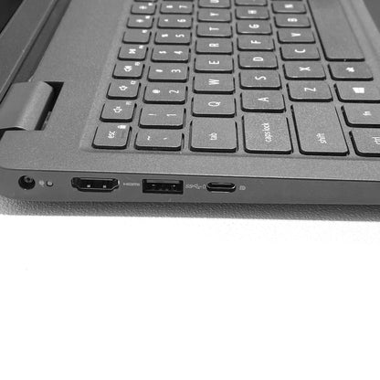 Laptop Dell Latitude 3520 15.6" FHD i7-1165G7 16GB DDR4 1TB SSD WINDOWS 11 Pro c/ cargador