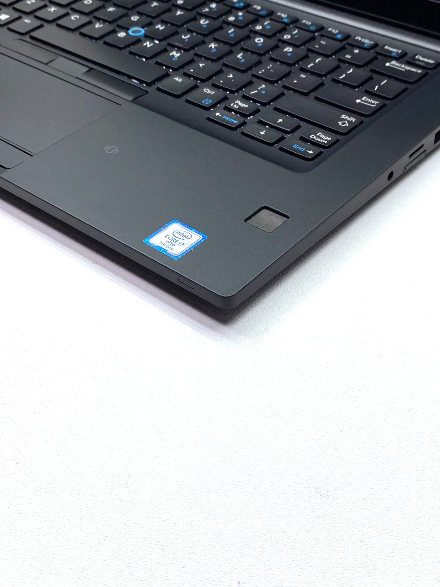 Laptop Dell Latitude 7480 14" 1920x1080 (FHD) Core i7-7600U 16GB RAM DDR4 256GB NVMe SSD WINDOWS 11 PRO c/ cargador