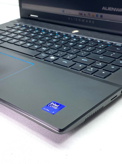 Laptop Alienware M16 R2 16" WQXGA Ultra 7-155H 16GB DDR5 1TB SSD RTX 4070 WINDOWS 11 c/ cargador