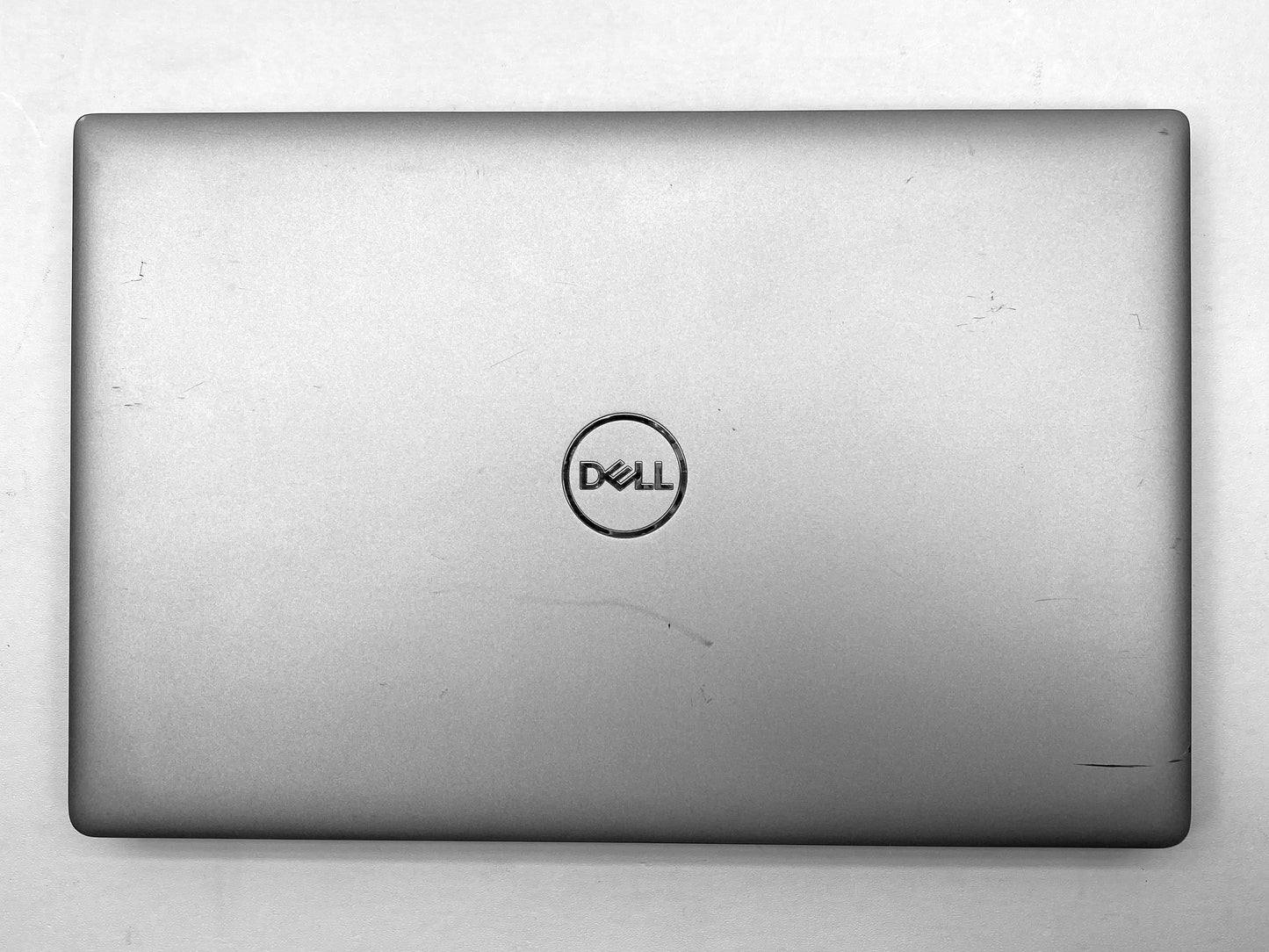 Laptop Dell Latitude 5520 15.6" 1920x1080 (FHD) Core i5-1135G7 16GB RAM DDR4 128GB NVMe SSD WINDOWS 11 PRO c/ cargador