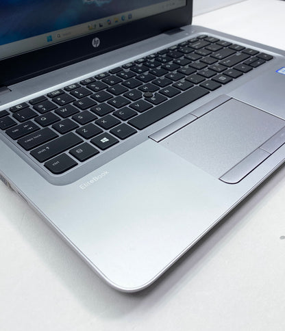 Laptop HP EliteBook 840 G3 14" 1920x1080 (FHD) Core i5-6300U 8GB RAM DDR4 128GB M.2 SSD + 500GB HDD WINDOWS 11 PRO c/ cargador