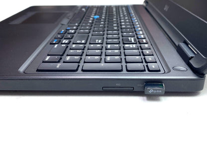 Laptop Dell Latitude E5550 15.6" 1366x768 (HD) Core i7-5600U 16GB RAM DDR3L 256GB SSD WINDOWS 11 PRO c/ cargador