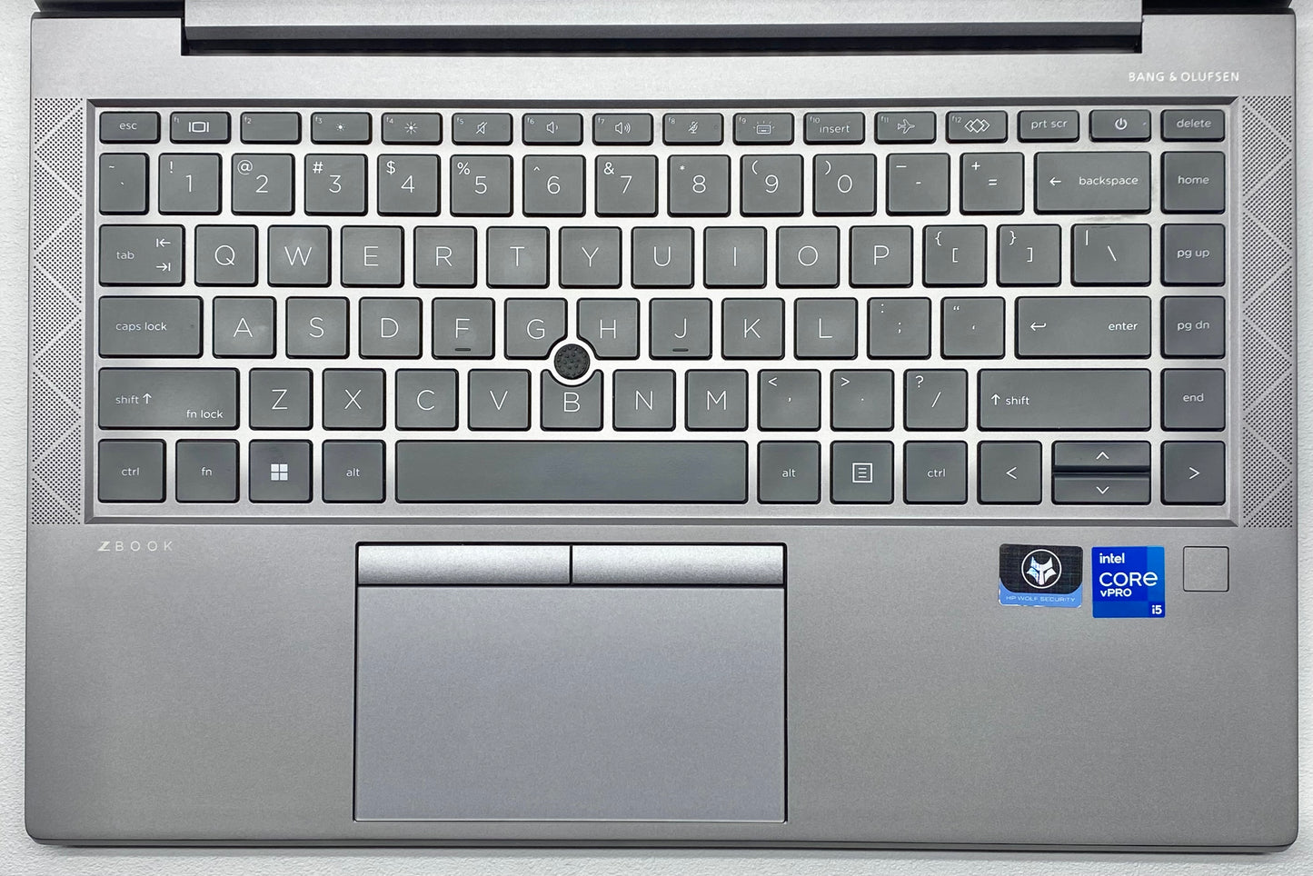 Laptop HP ZBook Firefly 14 G8 14" i5-1145G7 16GB 256GB SSD WINDOWS 11 PRO c/ cargador