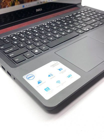 Laptop Dell Inspiron 7559 15.6" 3840x2160 (4K) Core i7-6700HQ 16GB RAM DDR3L 256GB SSD WINDOWS 11 PRO c/ cargador DETALLE