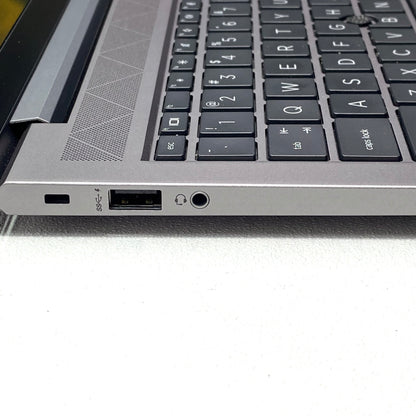 Laptop HP ZBook Firefly G8 15.6" i5-1145G7 16GB 256GB SSD T500 WINDOW 11 PRO c/ cargador