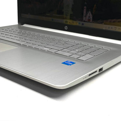 Laptop HP 17-BY4025nr 17.3" HD+ Core i3-1115G4 16GB RAM DDR4 256GB NVMe SSD c/ cargador