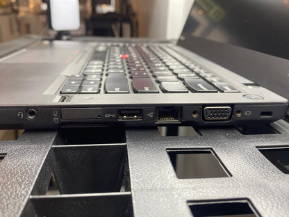 Laptop Lenovo ThinkPad T440s 14" Core i5-4300U 12GB RAM 256GB SSD WINDOWS 11 PRO c/cargador