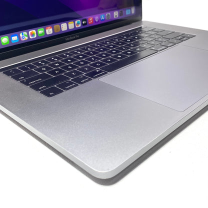 Laptop Apple MacBook Pro 2017 15.4" Retina i7-7700HQ 16GB 512GB SSD macOS VENTURA c/ cargador