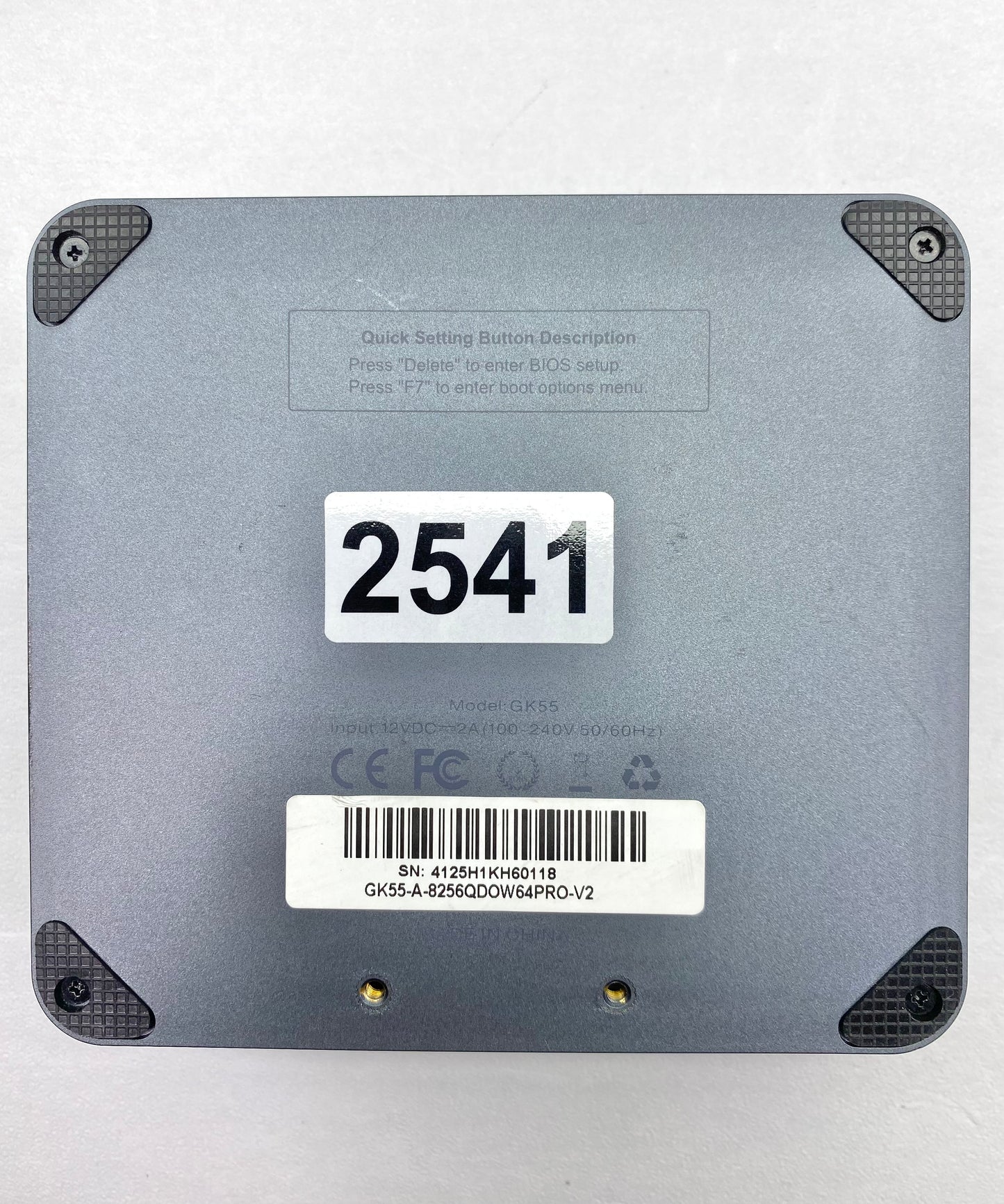 Desktop Beelink GK55 Celeron J4125 8GB RAM DDR4 256GB SSD LINUX MINT c/ adaptador