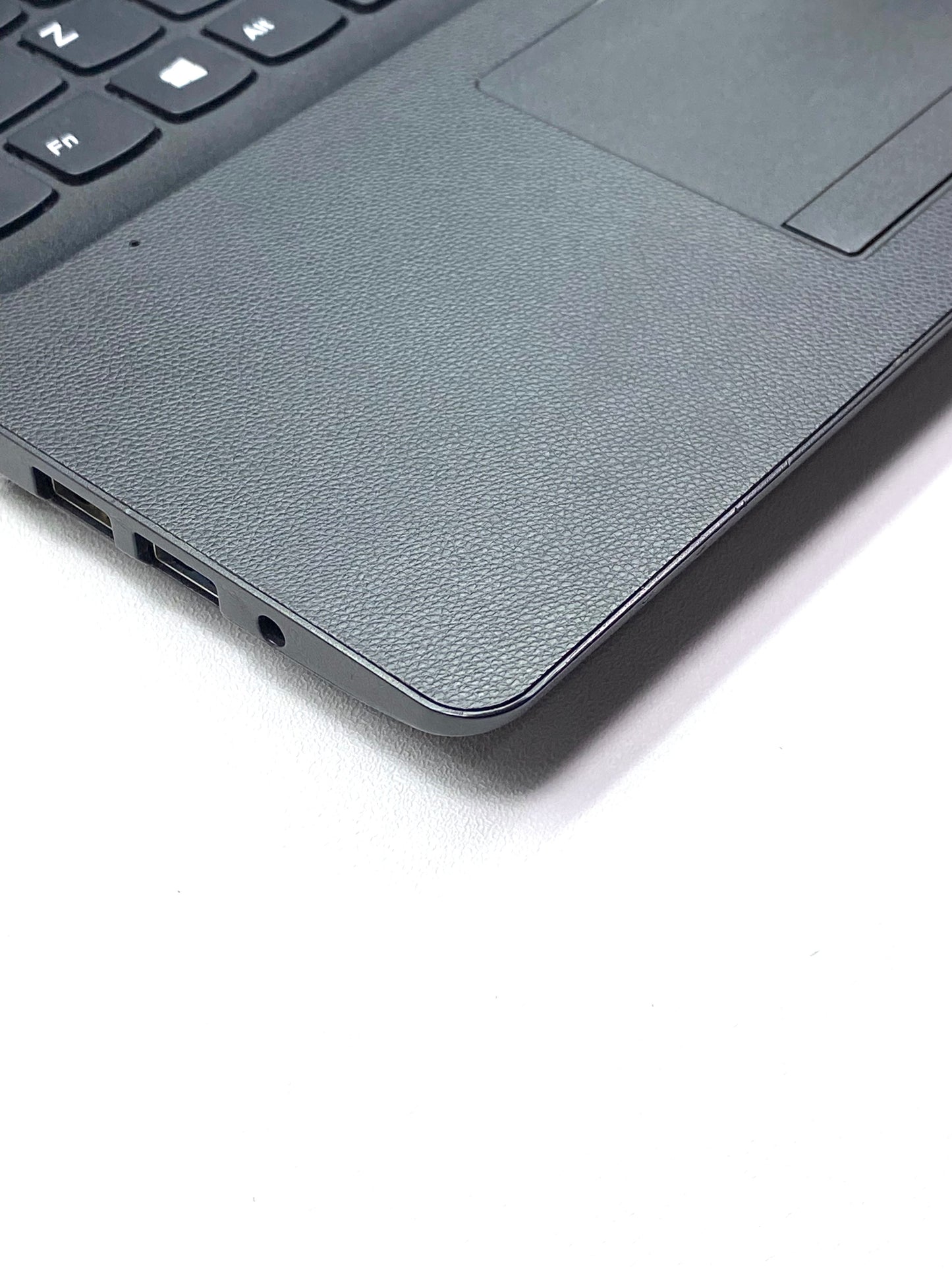 Laptop Lenovo Ideapad 110-15IBR 15.6" 1366x768 (HD) Celeron N3060 4GB RAM DDR3L 120GB SSD GNU/LINUX UBUNTU c/ cargador