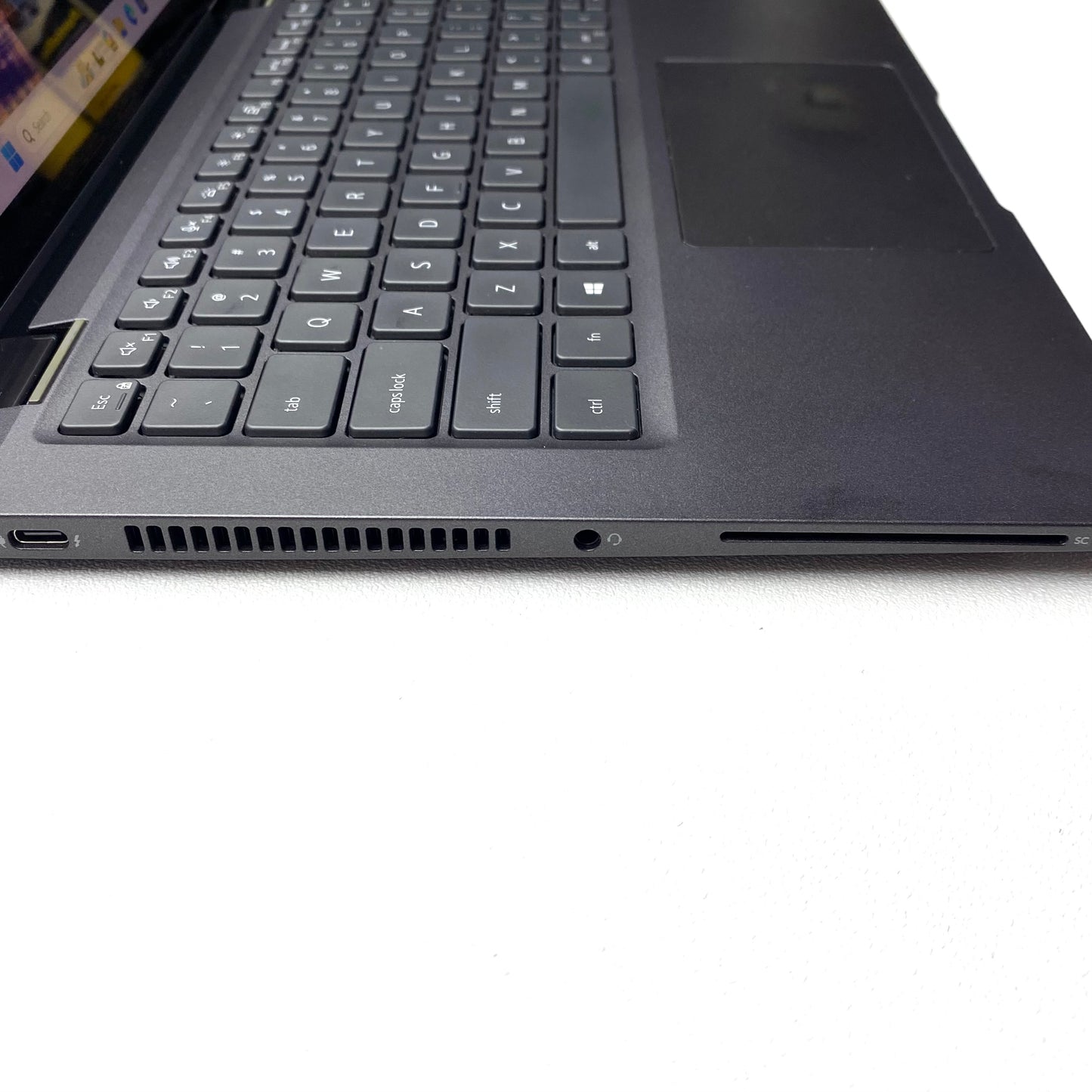 Laptop Dell Latitude 7420 14" Táctil i7-1185G7 16GB 512GB SSD WINDOWS 11 PRO c/ cargador