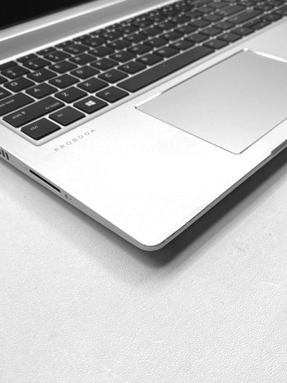 Laptop HP ProBook 450 G7 15.6" 1920x1080 (FHD) Core i7-10510U 16GB RAM DDR4 512GB NVMe SSD WINDOWS 11 PRO c/ cargador