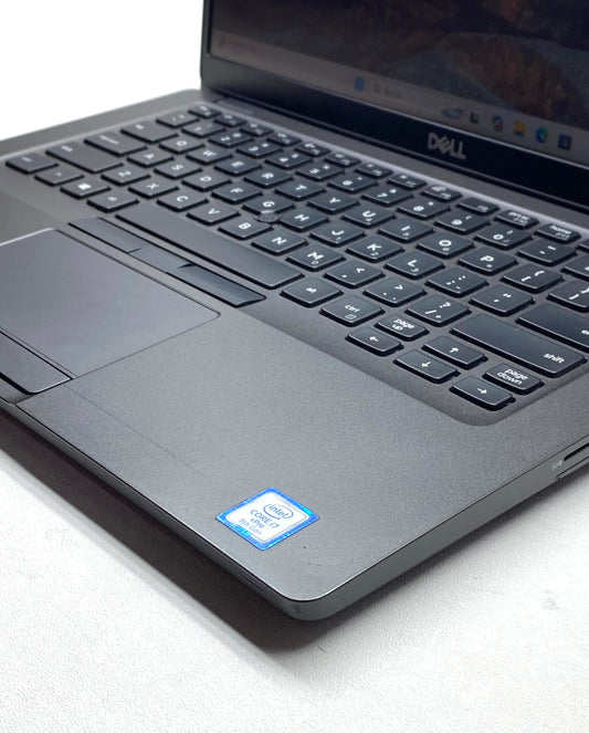 Laptop Dell Latitude 5401 14" 1920x1080 (FHD) Core i7-9850H 16GB RAM DDR4 256GB NVMe SSD WINDOWS 11 PRO c/ cargador