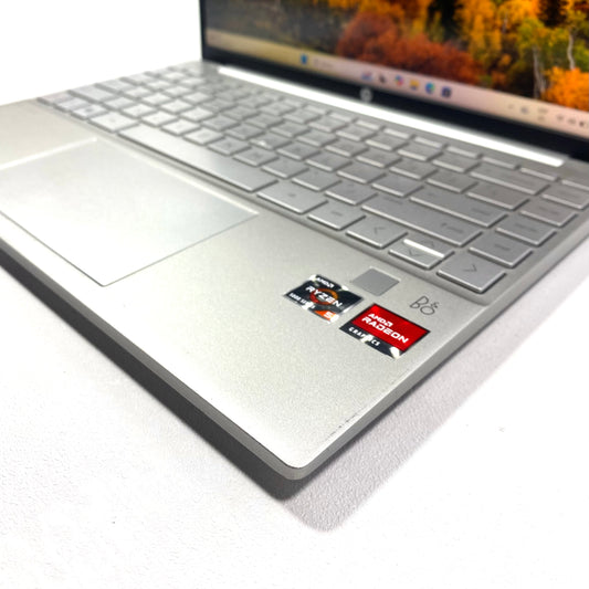 Laptop HP Pavilion Aero 13-be0010nr 13" FHD+ Ryzen 5 5600U 8GB 512GB SSD WINDOWS 11 HOME c/ cargador