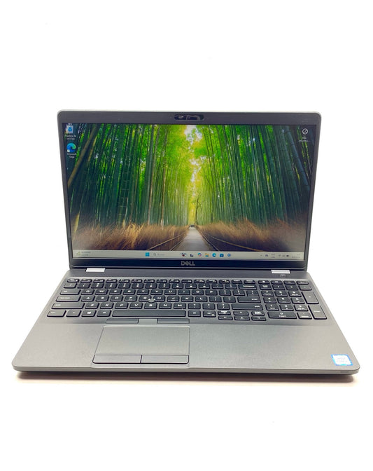 Laptop Dell Precision 3541 15.6" 1366x768 (HD) Core i7-9850H 16GB RAM DDR4 512GB NVMe SSD WINDOWS 11 PRO c/ cargador