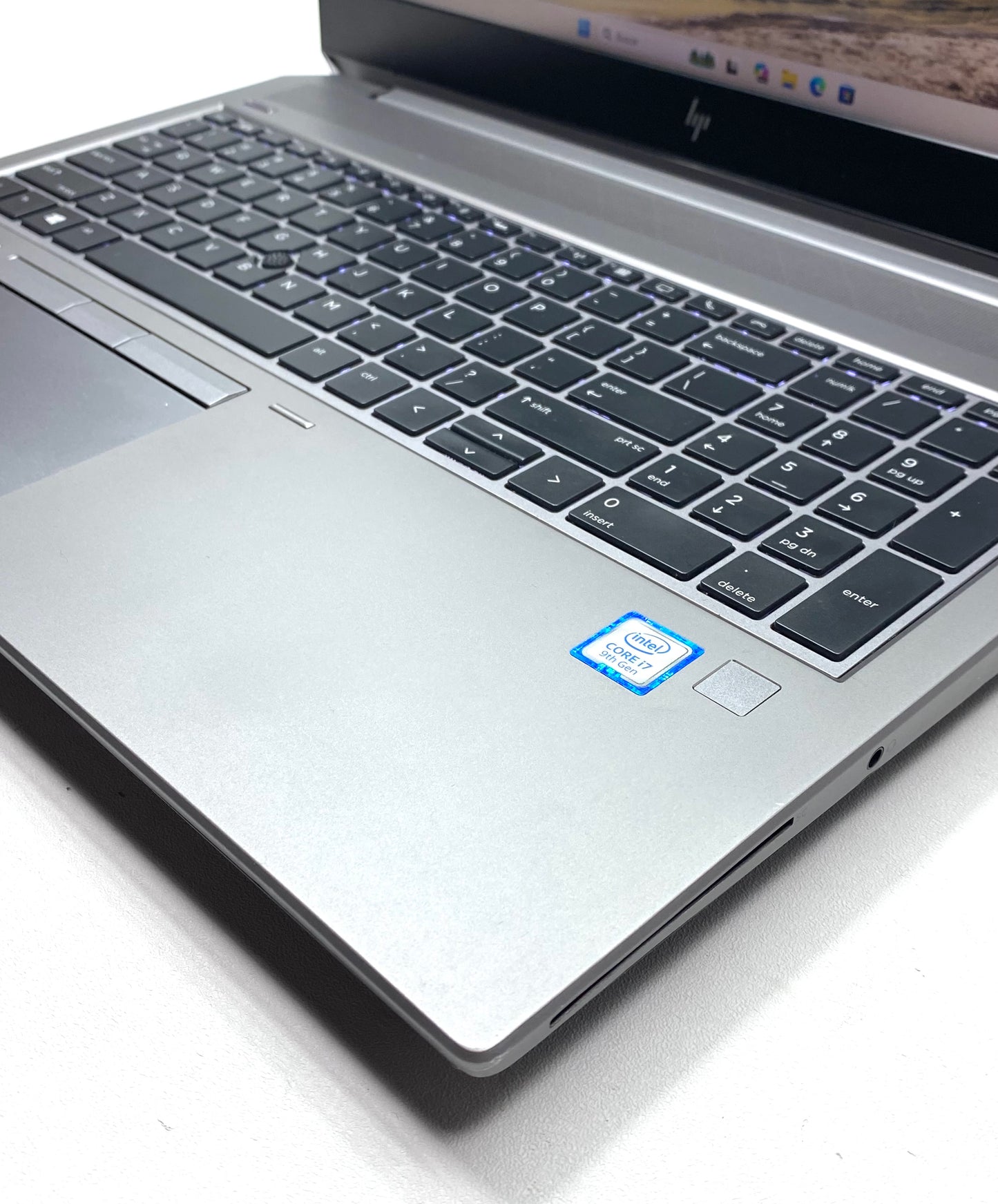 Laptop HP ZBook 15 G6 15.6" FHD i7-9750H 32GB 512GB SSD Quadro T2000 W11 Pro c/ cargador