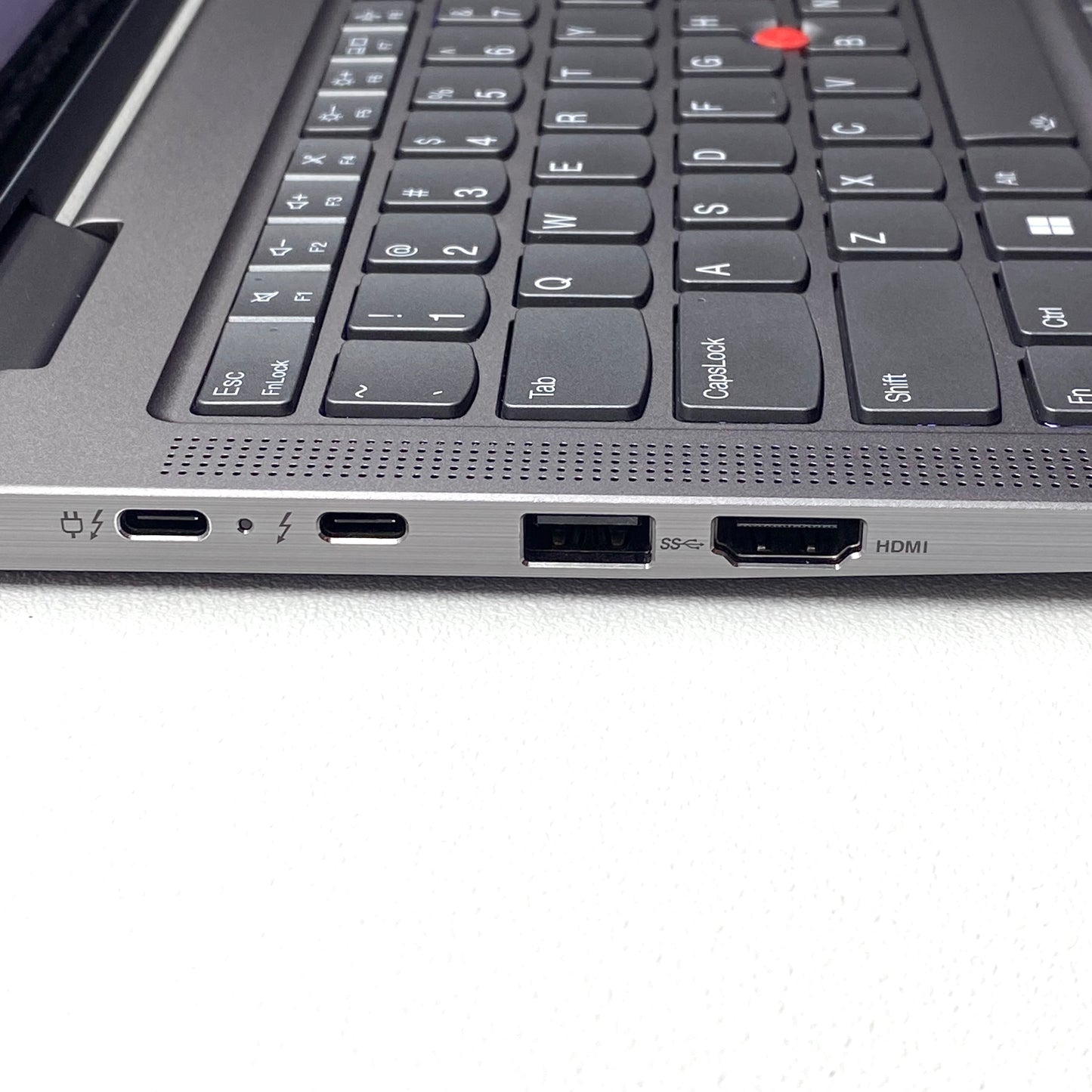 Laptop Lenovo ThinkPad X1 Yoga 6th Gen 14" Táctil i7-1165G7 16GB 512GB SSD WIN 11 PRO c/ cargador