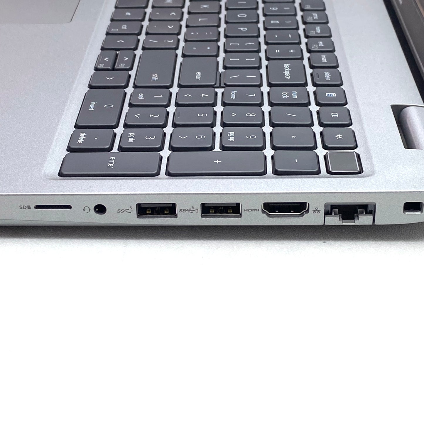 Laptop Dell Precision 3581 16" 1920x1200 (FHD) Core i7-13700H 16GB RAM DDR4 512GB NVMe SSD WINDOWS 11 PRO c/ cargador