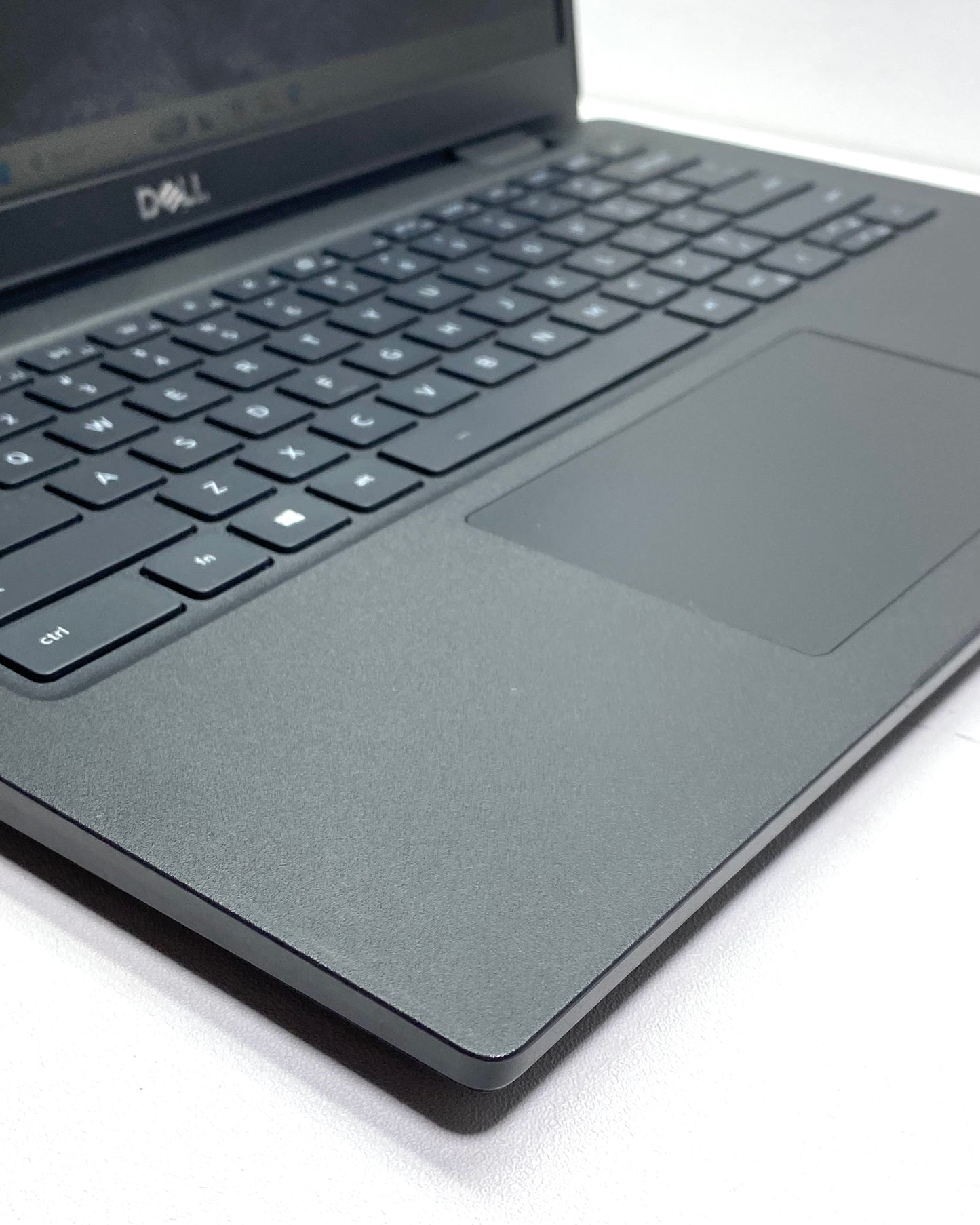 Laptop Dell Latitude 3420 14" 1920x1080 (FHD) Core i5-1135G7 16GB RAM DDR4 512GB NVMe SSD WINDOWS 11 HOME c/ cargador
