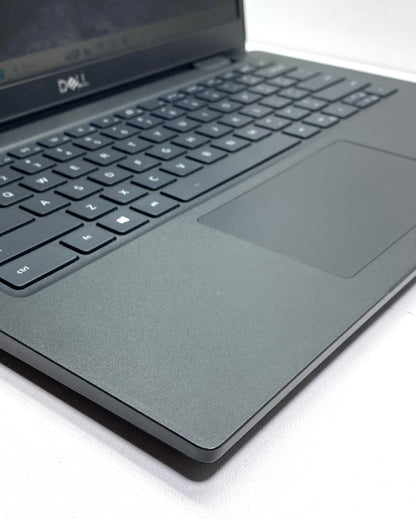 Laptop Dell Latitude 3420 14" 1920x1080 (FHD) Core i5-1135G7 16GB RAM DDR4 512GB NVMe SSD WINDOWS 11 HOME c/ cargador