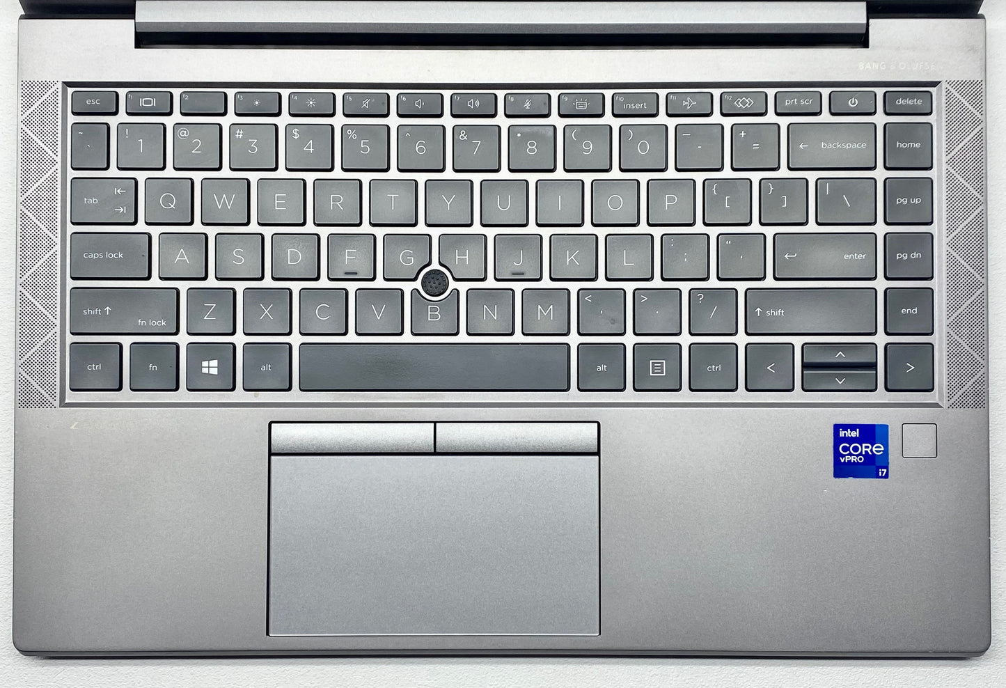 Laptop HP ZBook Firefly G8 14" Táctil i7-1185G7 16GB 256GB SSD WINDOWS 11 PRO c/ cargador