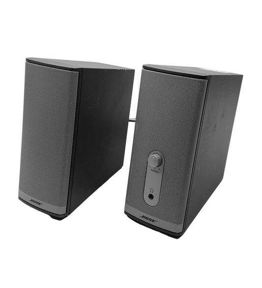 Bose Companion 2 Series II Multimedia Speaker System c/ Cargador y Cable Aux