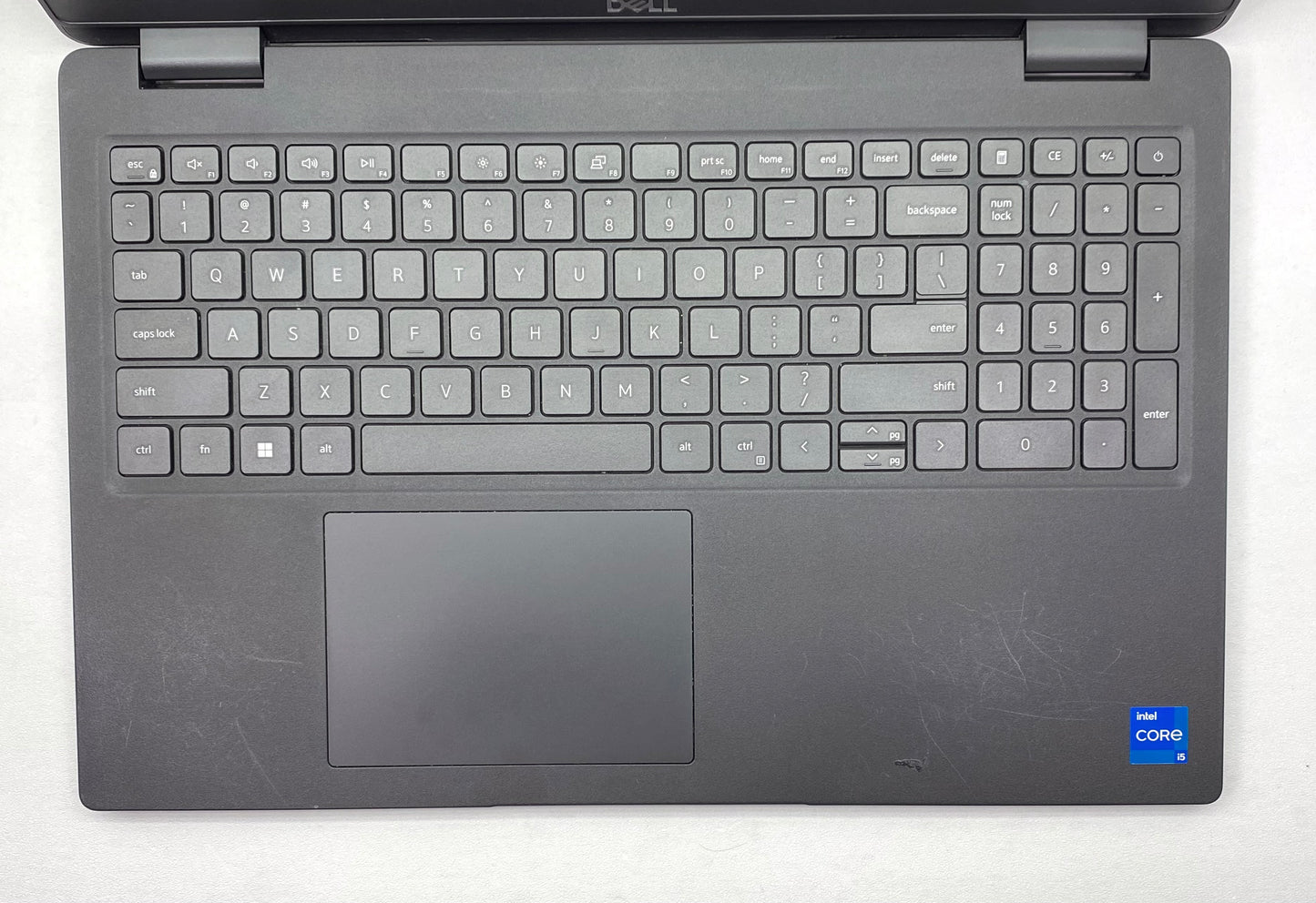 Laptop Dell Latitude 3520 15.6" 1920x1080 (FHD) Core i5-1135G7 16GB RAM DDR4 512GB NVMe SSD WINDOWS 11 PRO c/ cargador